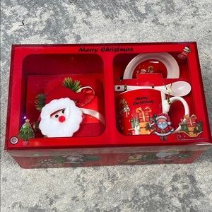 NIB Christmas Holiday Gift Set Mug and Hand Towel White Elephant